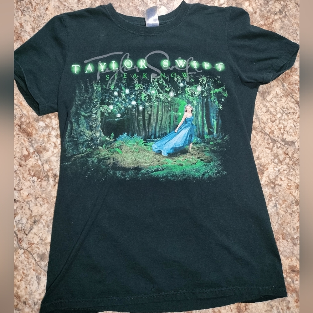 Taylor Swift Speak Now tee